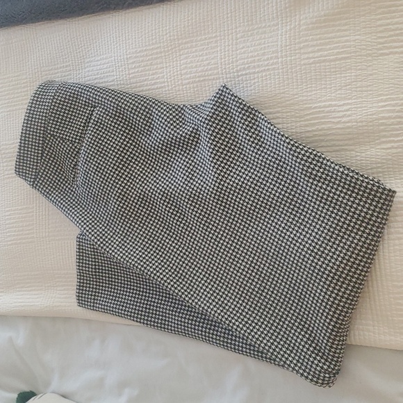 Women's Houndstooth Pants - Picture 3 of 5